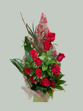 Modern Dozen Front Facing Rose Bouquet