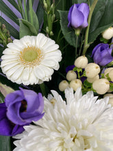 Lavender Dream Modern Arrangement -(Neutral & Lavender)