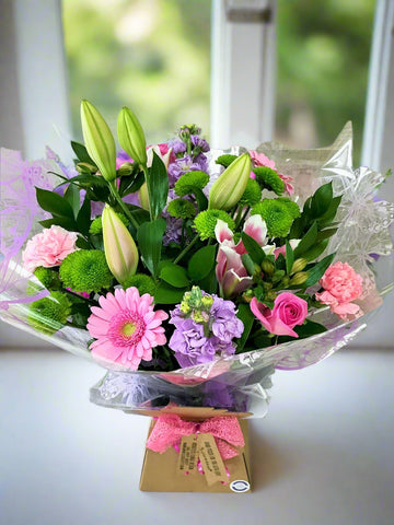 Subscription - Love Lilies & Pastels Bouquet in Water