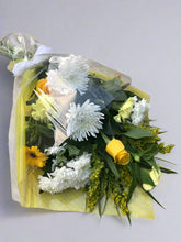 Yellow & White Cellophane Spray