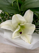 Mother's Love Lilies Gift Bag (White)-from